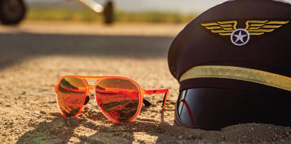 Goodr Mach Gs Aviator – Captain Blunt’s Red-eye